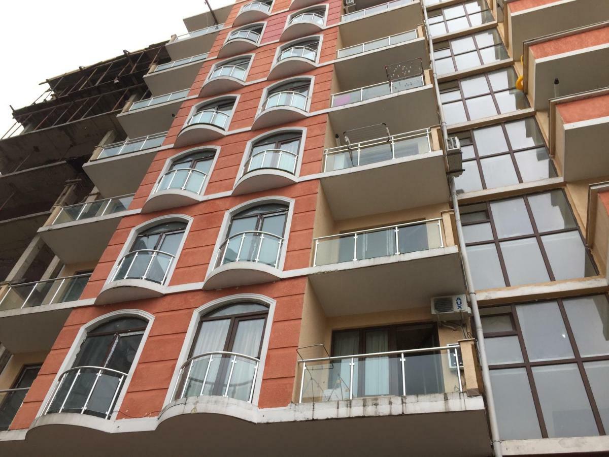 Appartment Giorgi Batumi Eksteriør billede
