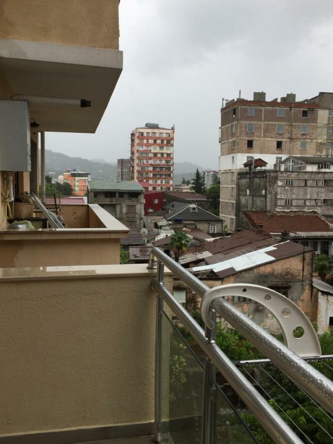 Appartment Giorgi Batumi Eksteriør billede