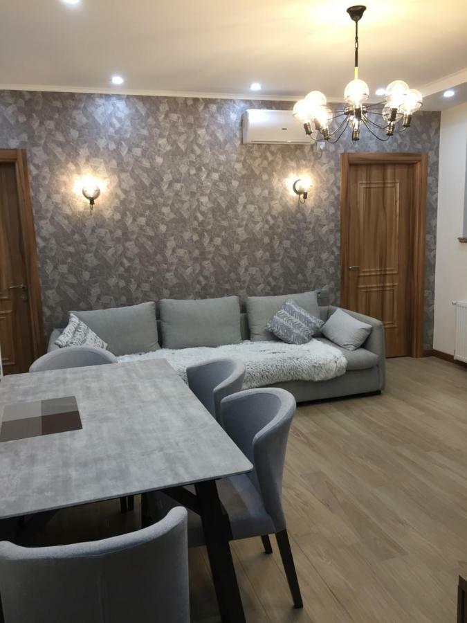 Appartment Giorgi Batumi Eksteriør billede
